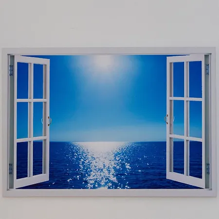 Sea Side - New Bright Генуя