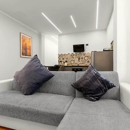 Sea Side - New Bright Genova